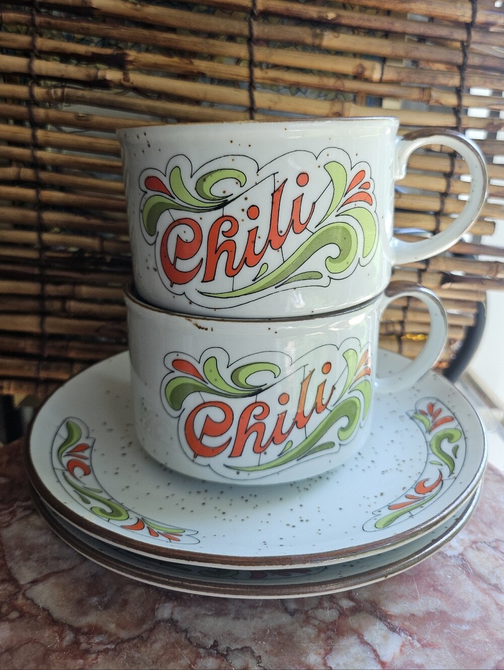 Vintage 70's Chili Mugs & Plates